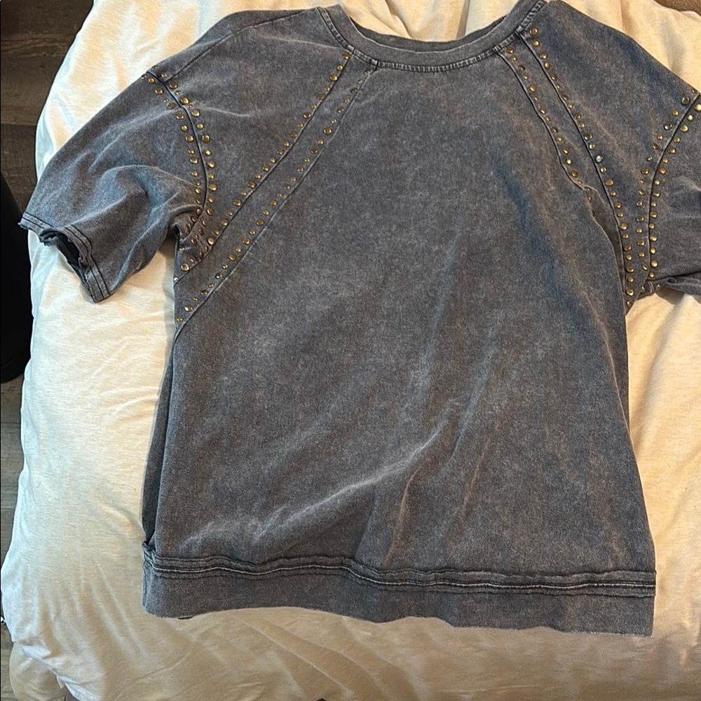 Studded Gray Short Sleeve tshirt